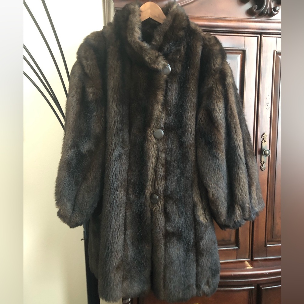 Elegant Brown Faux Fur Coat Size XL